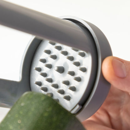Vigizer Gemüse-Spiralschneider und Reibe von InnovaGoods – Seitenansicht
