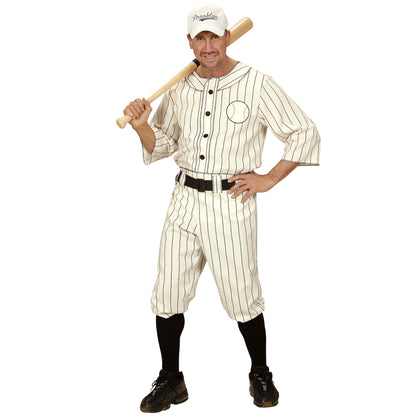 "BASEBALL PLAYER" (Shirt, Hose mitGürtel, Kappe) – Vorderansicht