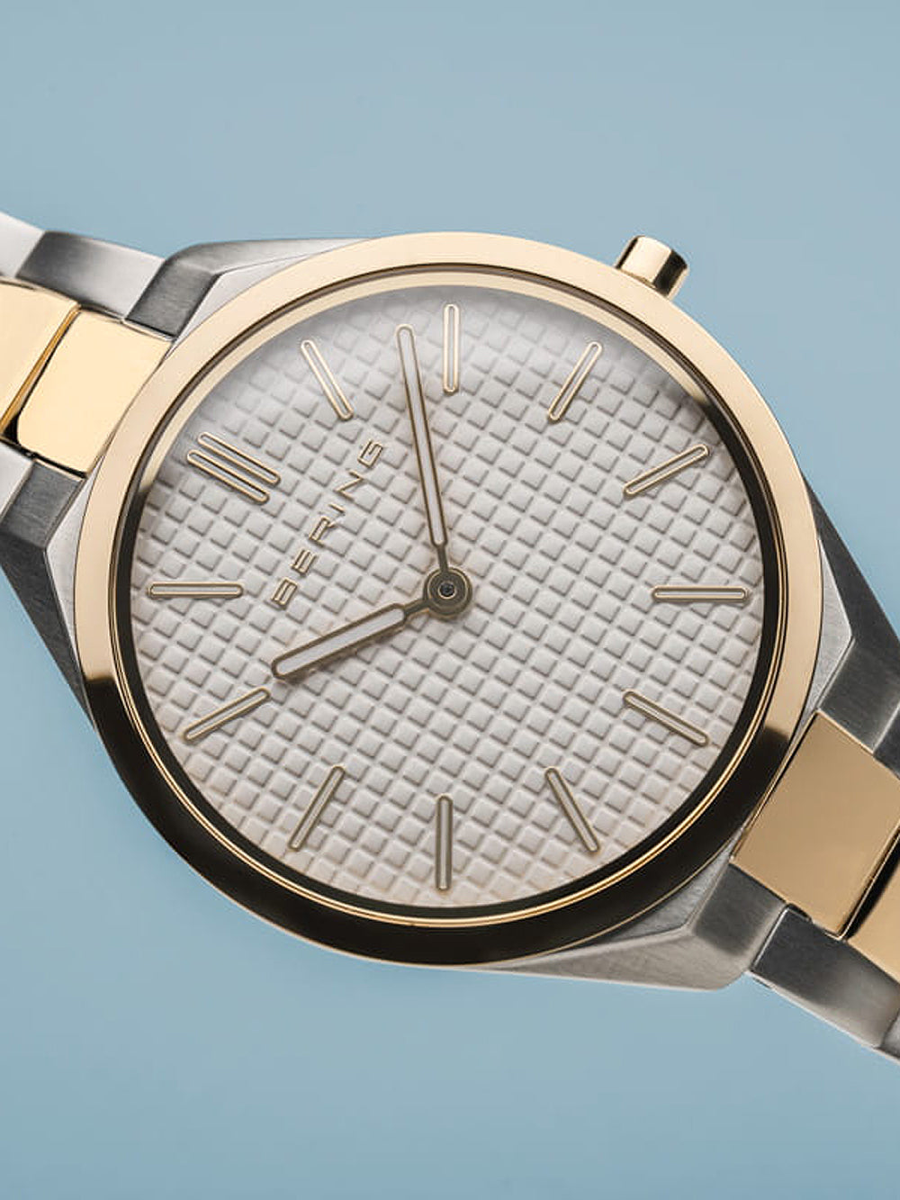 BERING 17231-704 Analoguhr Armbanduhr 31 mm Gold ansicht-2
