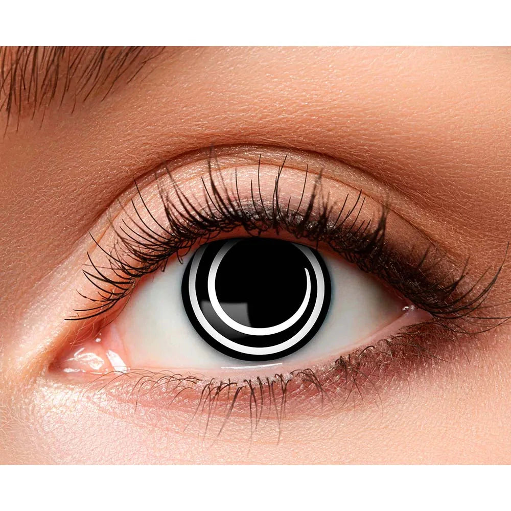 Schwarze und weiße Spiral-Kontaktlinsen in einer Packung mit zwei Stück für eine Woche.