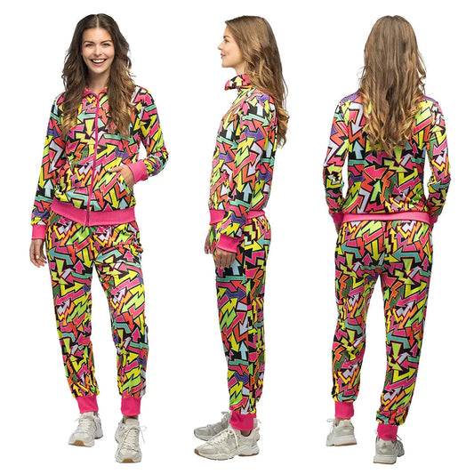 Neonfarbener Trainingsanzug mit Street-Art-Muster, ideal für Partys und Tanzflächen.