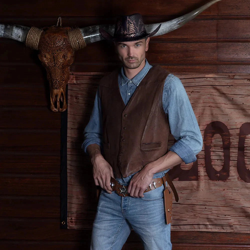 Braunes echtes Leder Doppel-Cowboy-Holster mit verstellbarem 125 cm Gürtel ohne Waffen.