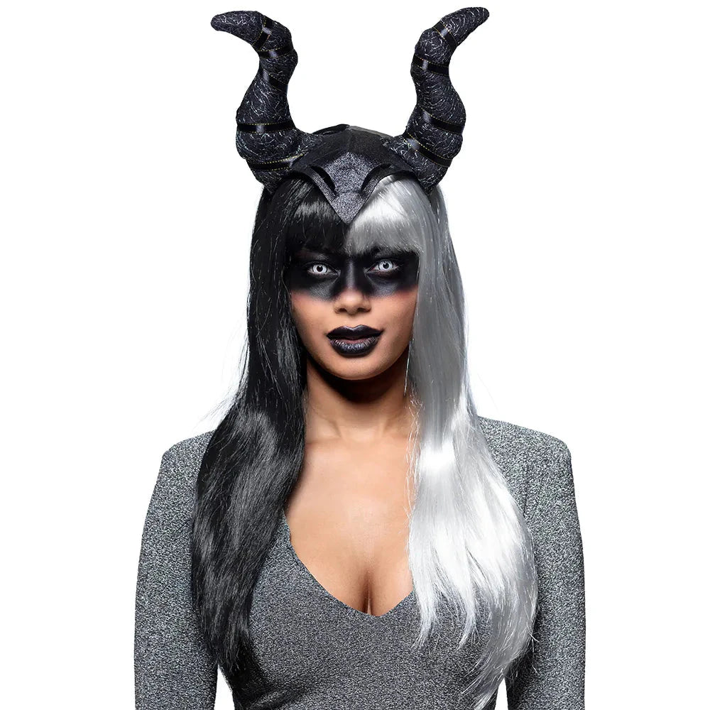 Schwarzes Diadem mit Hörnern auf einer bequemen Kappenbasis für Kostüme.