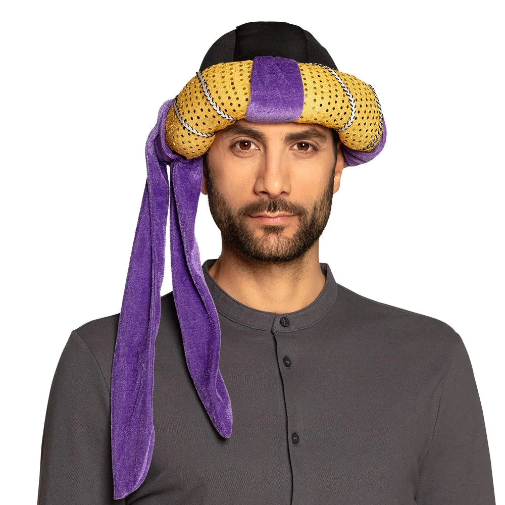 Goldfarbener Brokat-Turban mit königlichem Design und verstellbarem Innenband.