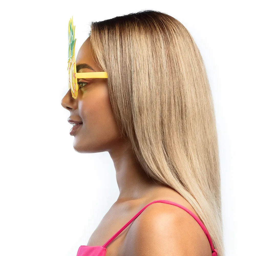 Gelbe und grüne Sonnenbrille mit Ananas-Muster und UV-Schutz für unbeschwerte Tage.