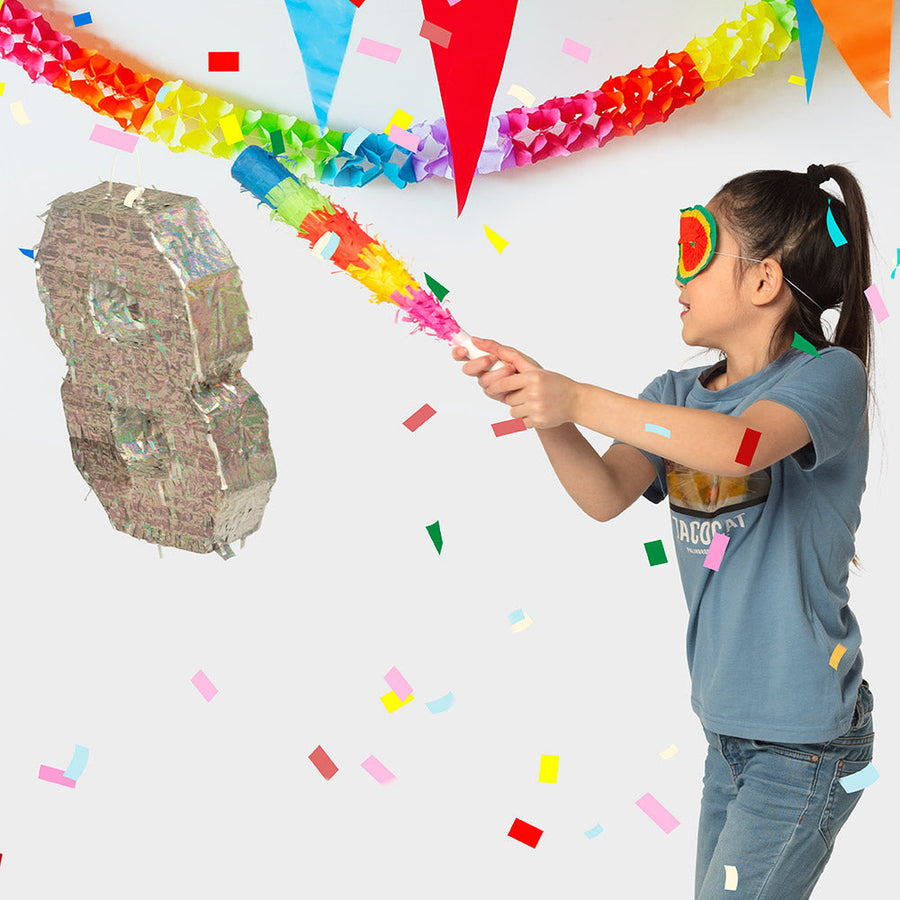 Boland Holographische Silberne Zahl 0 Piñata 40 x 28 x 8 cm - Fasnacht24.ch – Detailansicht