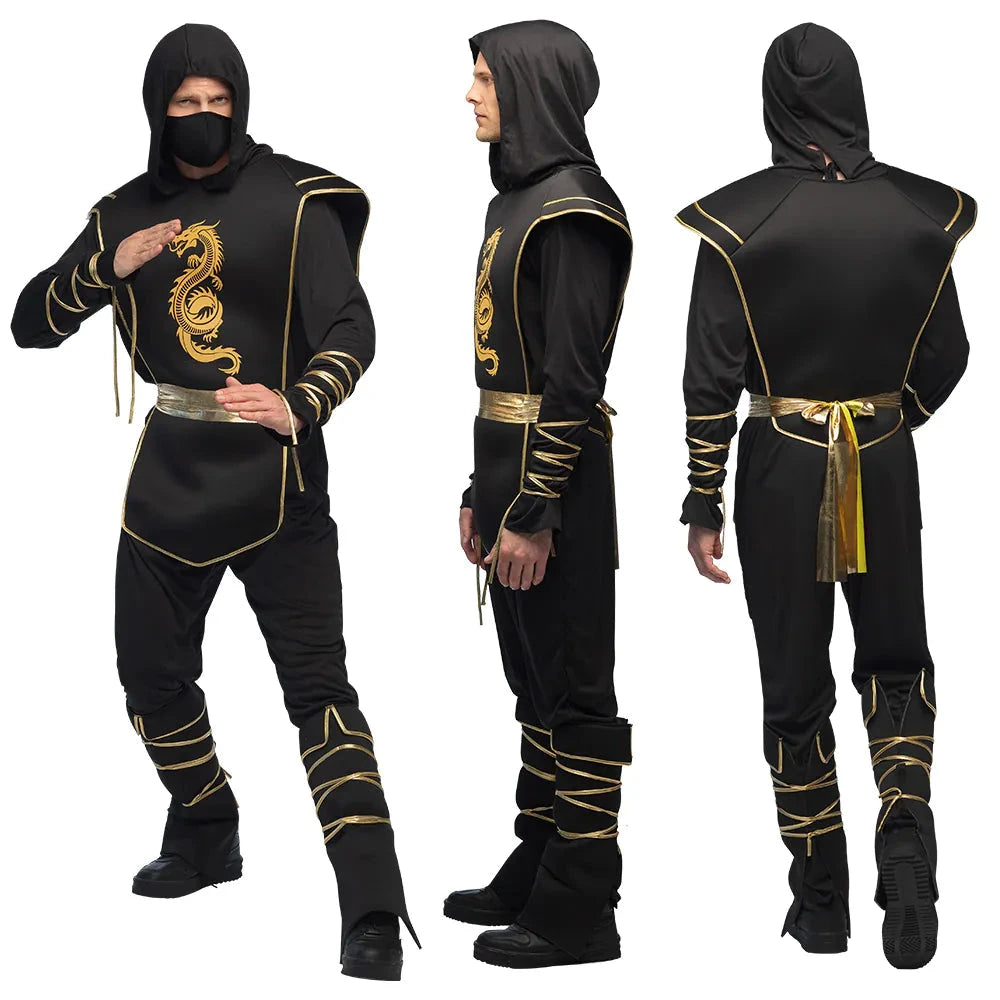 Schwarzer Kapuzenoverall für Männer im Ninja-Stil mit Rüstungsteilen und verstellbarem Gürtel.