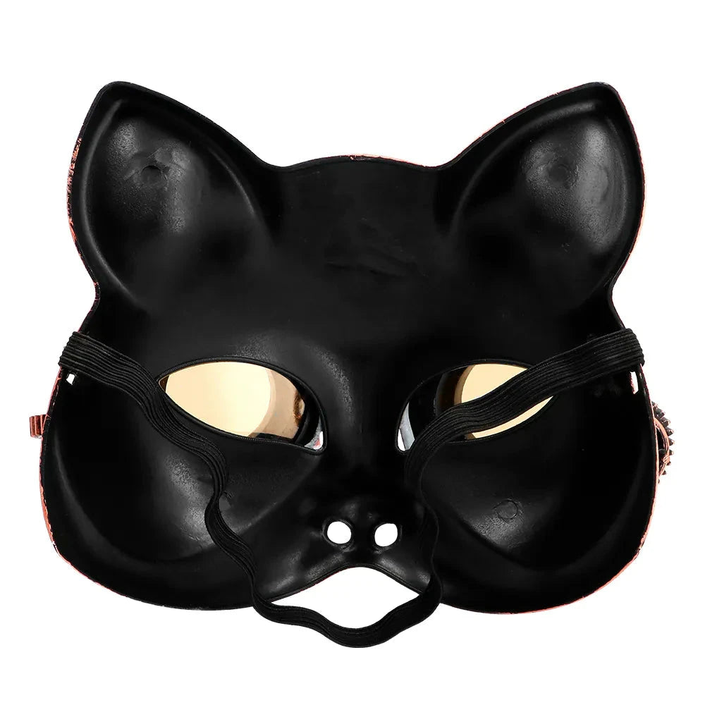 Braune Halbmaske aus Kunstleder mit Katzenohren und antiken Messingnieten im Steampunk-Stil.