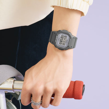 CASIO G-SHOCK 560 SPRING COLORS SERIE - BLACK BGD-565SC-1ER Multifunction Armbanduhr 38 mm Schwarz