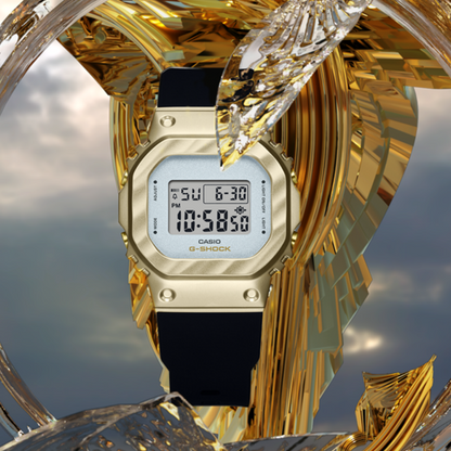 CASIO G-SHOCK OAK METAL COVERED COMPACT - BELLE COURBE SERIE GM-S5600BC-1ER Multifunction Armbanduhr 38.5 mm Rot ansicht-2