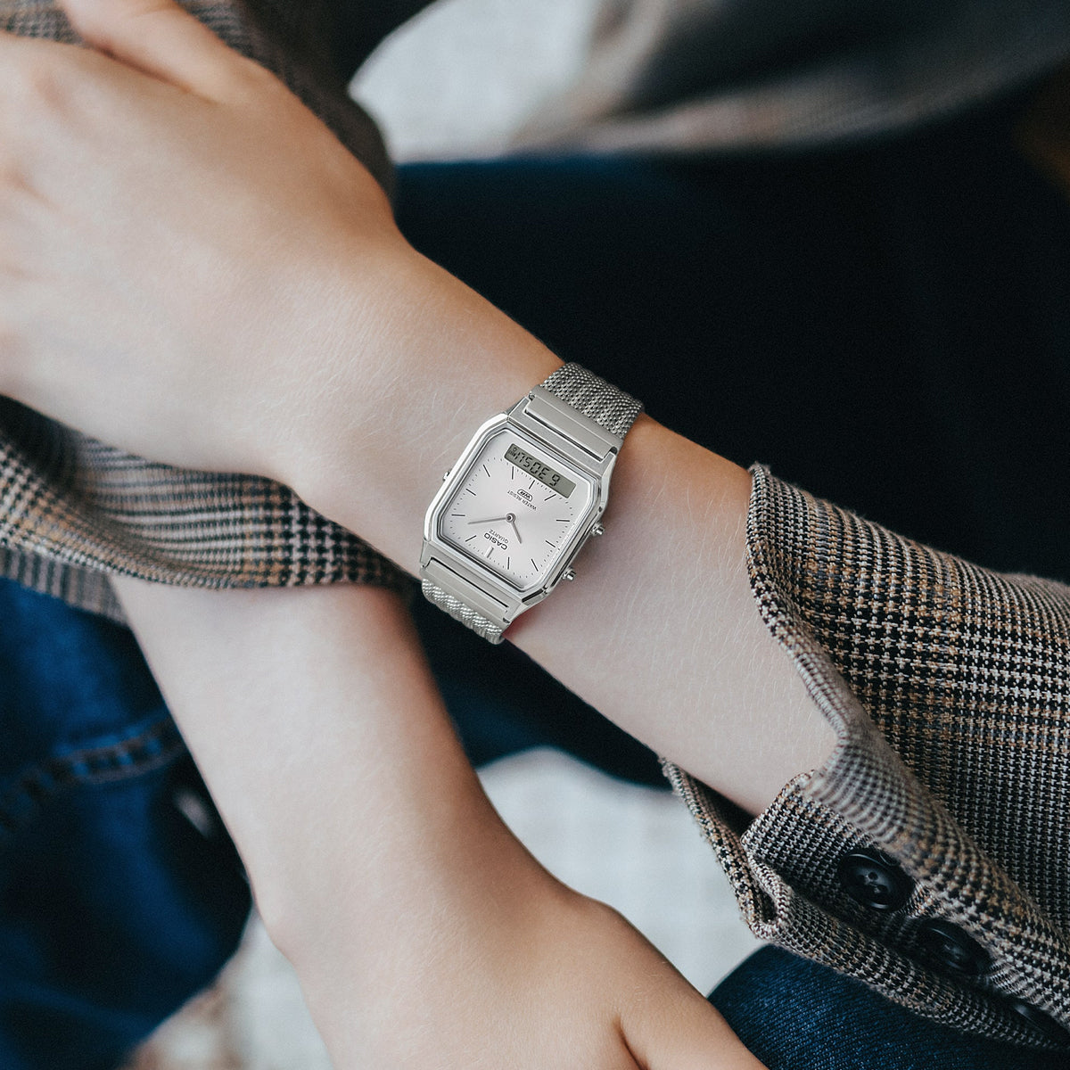 CASIO VINTAGE Mod. EDGY COLLECTION SUNRAY DIAL - MESH STRAP, SILVER AQ-230EM-7AEF Sonnenbrille Silber ansicht-5