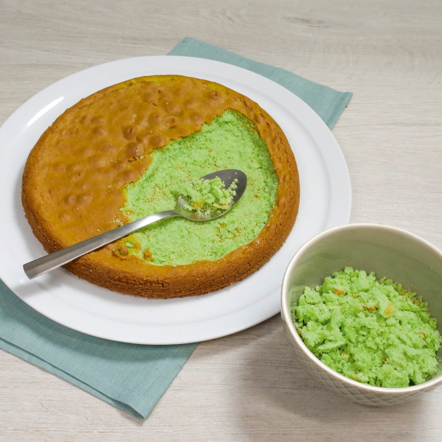 Dr Oetker Easter bunte Blumenwiese Torte Backmischung – Rückansicht