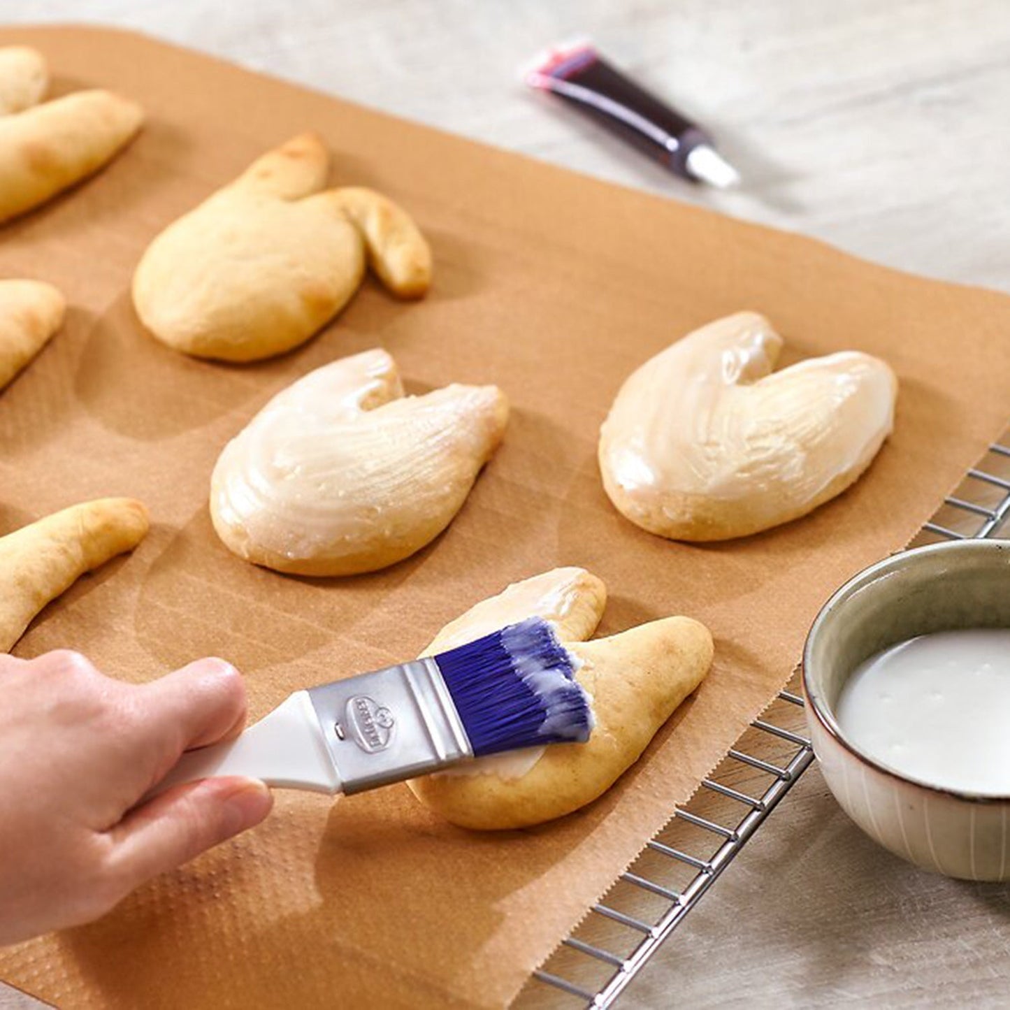 Dr Oetker Easter Freche Häschen Backmischung Hefeteig 200g – Seitenansicht