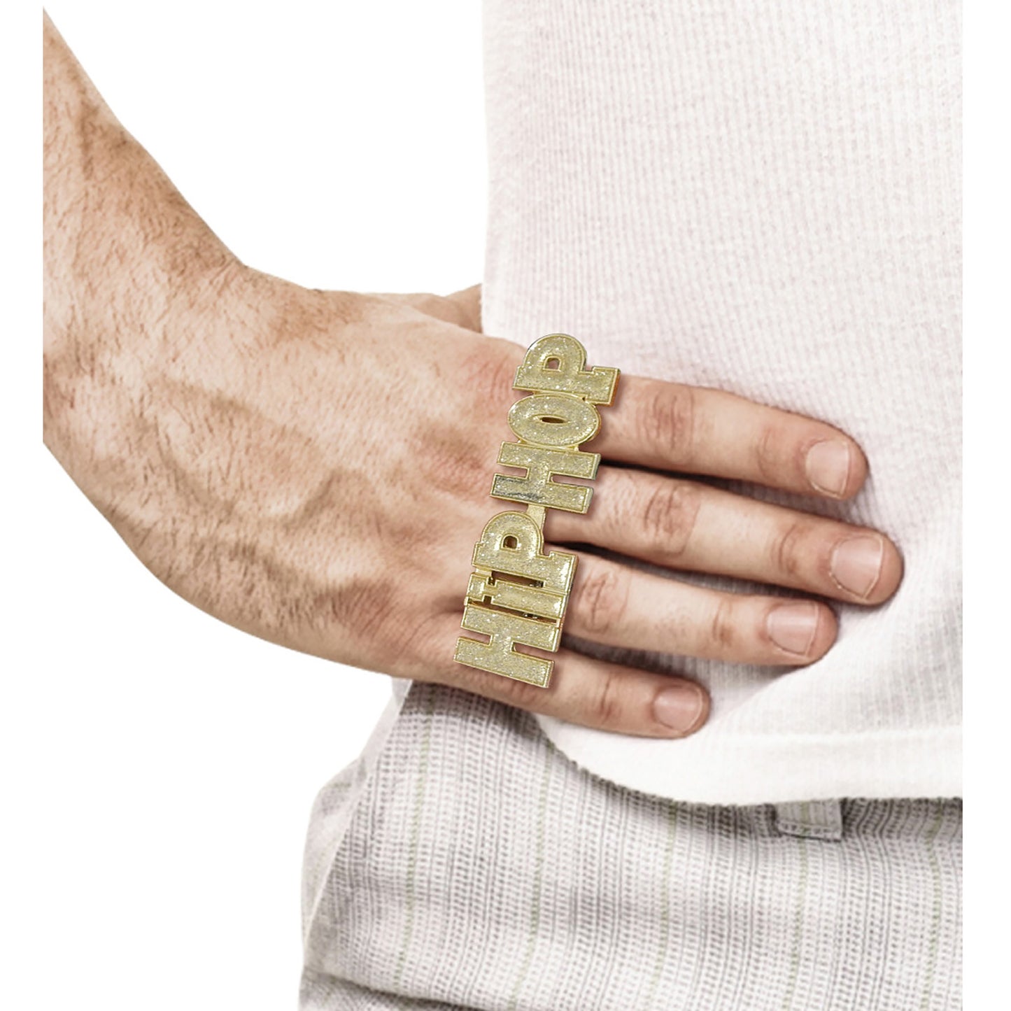 "GOLDENER HIP HOP RING" – Detailansicht