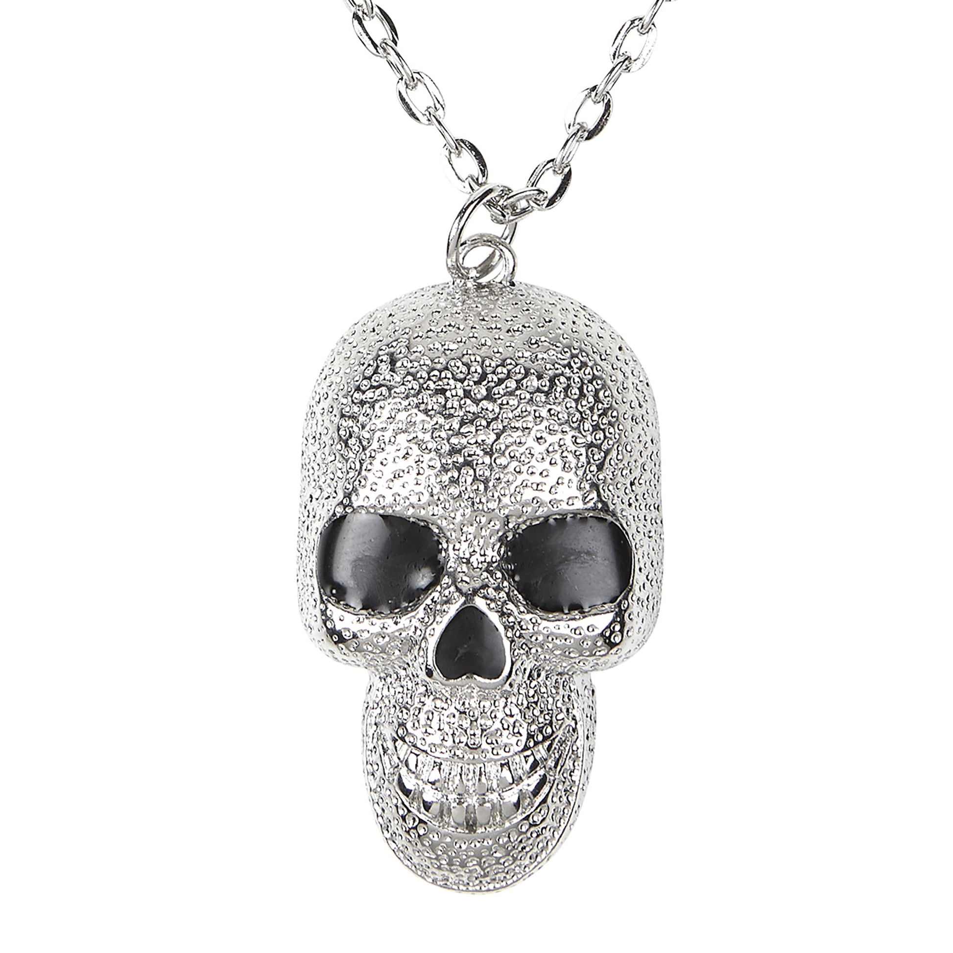 "KETTE MIT SILBERNEM TOTENKOPF" – Vorderansicht