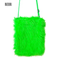 "NEON GRÜNE PLÜSCH HANDTASCHE" – Vorderansicht