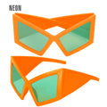 "NEON ORANGENE RIESENBRILLE" – Vorderansicht