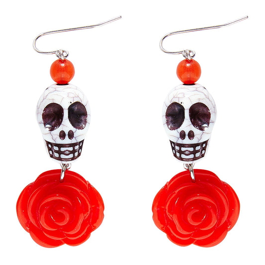 "OHRRINGE MIT WEISSEM TOTENKOPF UND ROTER ROSE" – Vorderansicht