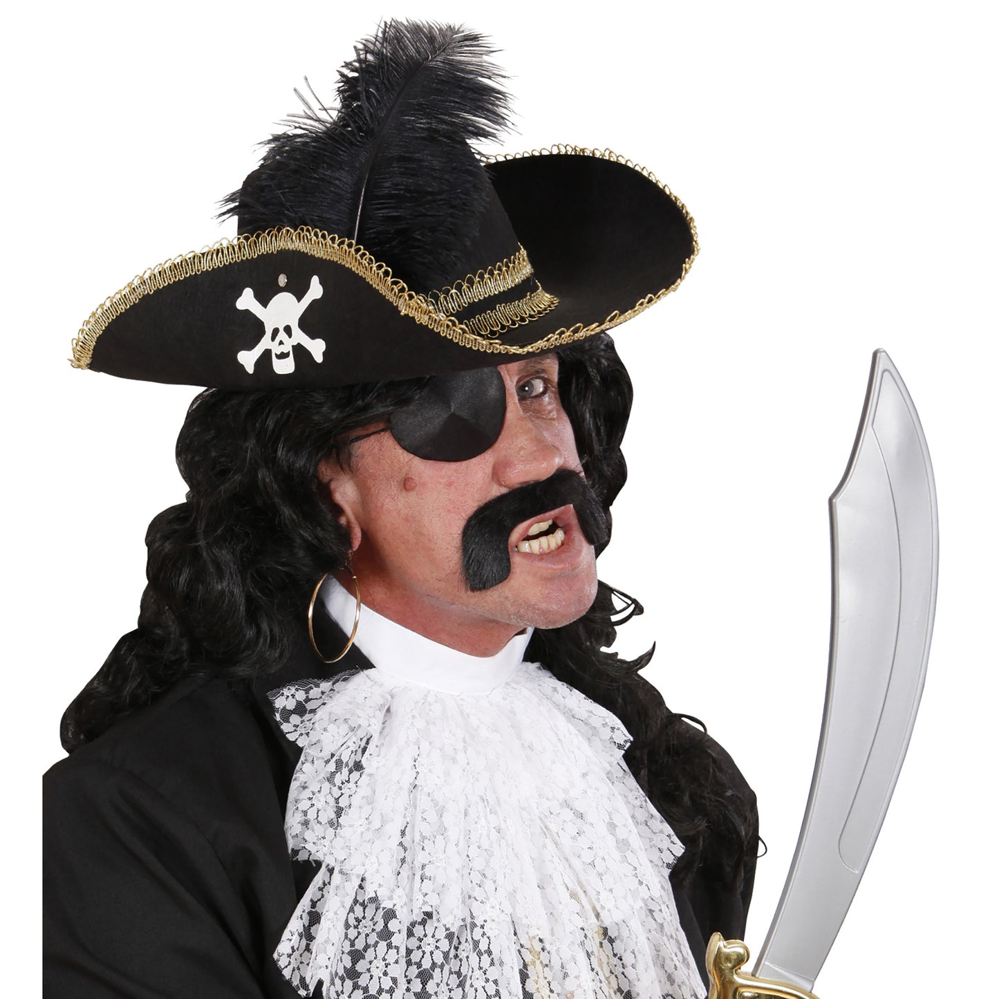 "PIRATENHUT MIT SCHÄDEL UND FEDERN" aus Filz – Detailansicht