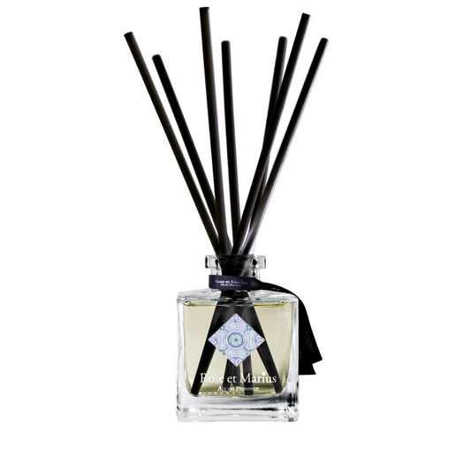 Rose et Marius Rose et Marius, Une Nuit D'ete Sous Les Figuiers, Aroma-Rattanstäbchen-Diffusor, 200 ml Regular