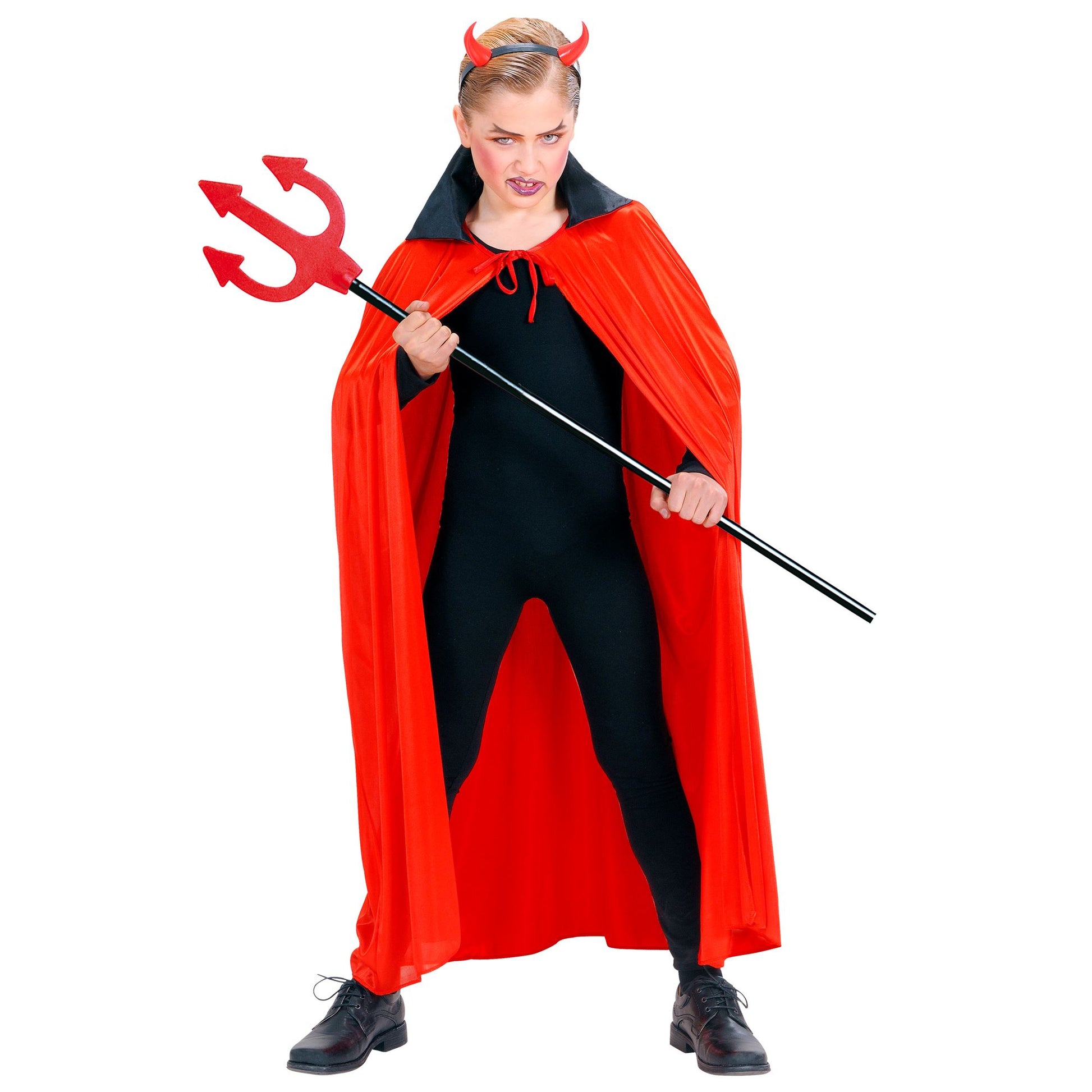 "ROTER UMHANG MIT SCHWARZEM KRAGEN AUS SATIN" Kindergröße - 110 cm – Detailansicht