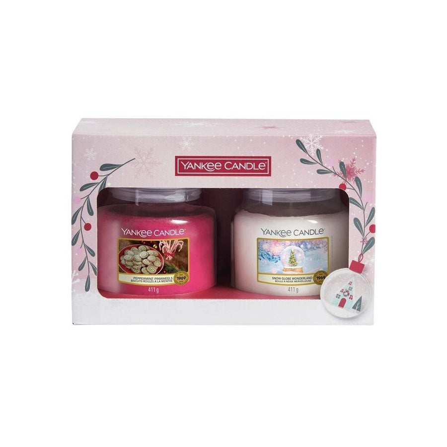Yankee Candle Duftkerzen-Set Snow Globe Wonderland und Peppermint Pinwheels, 2 x 411 g