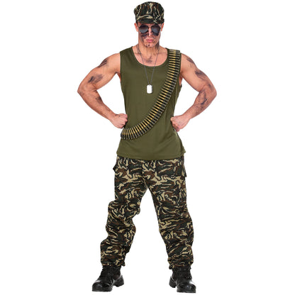"SOLDAT" (Tank top, Hose, Basecap) – Detailansicht