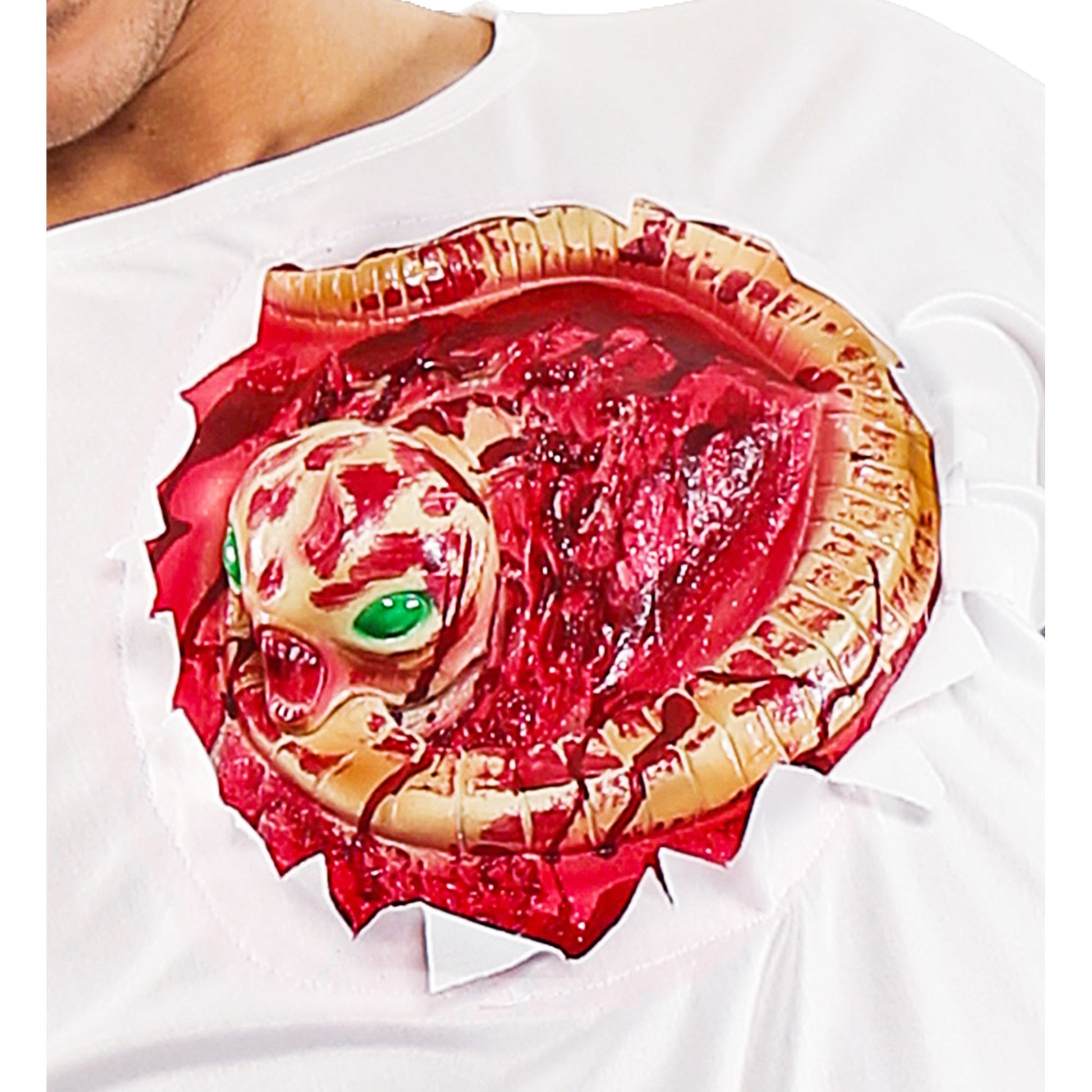 "T-SHIRT MIT ALIEN CHESTBURSTER" – Detailansicht