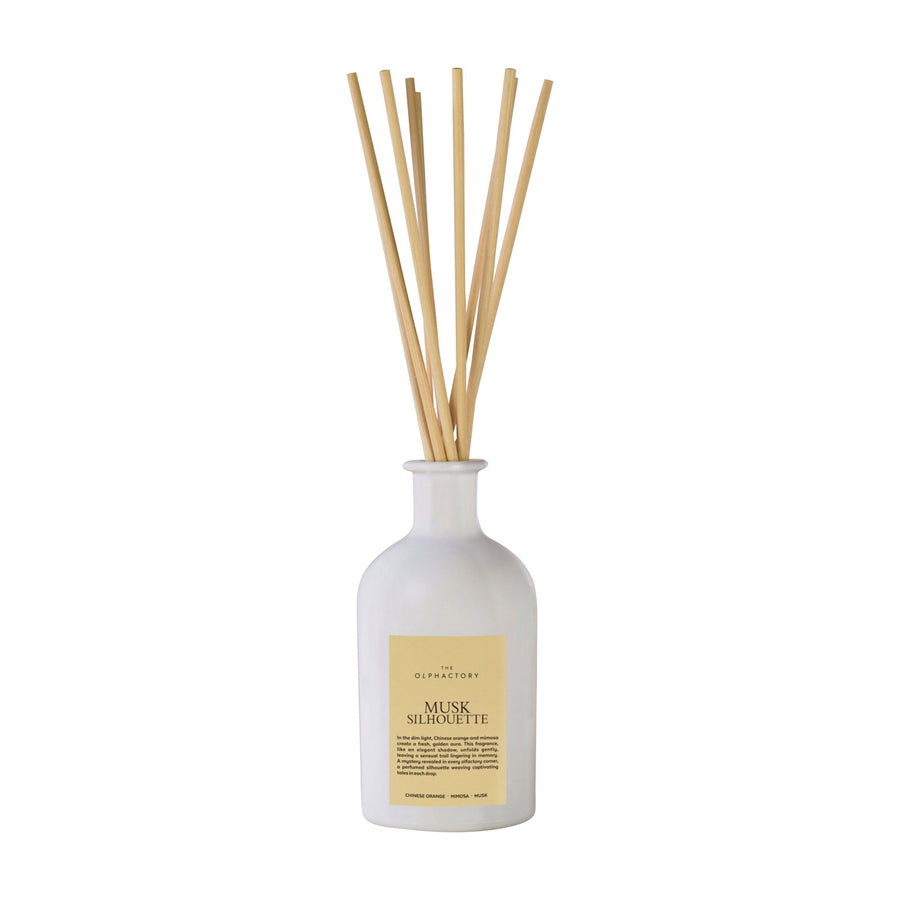 The Olphactory Musk Silhouette Duftstäbchen-Diffusor mit Moschusduft und Rattanstäbchen, 250 ml