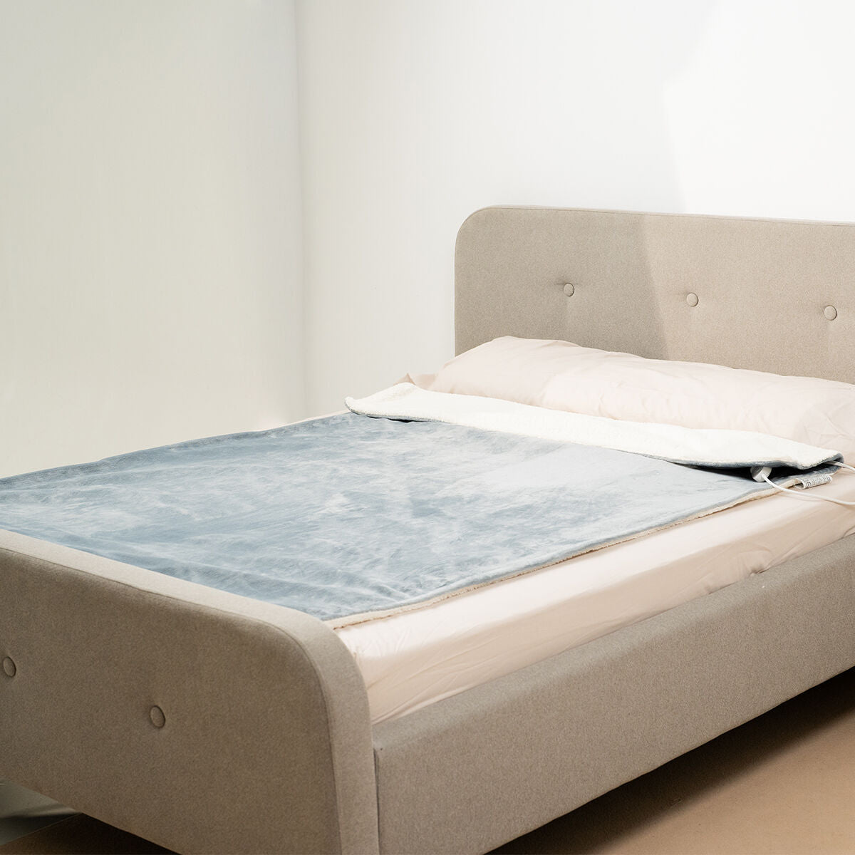 InnovaGoods Heklet elektrische Heizdecke Weiss Grau 130 x 180 cm 160 W – Verpackung