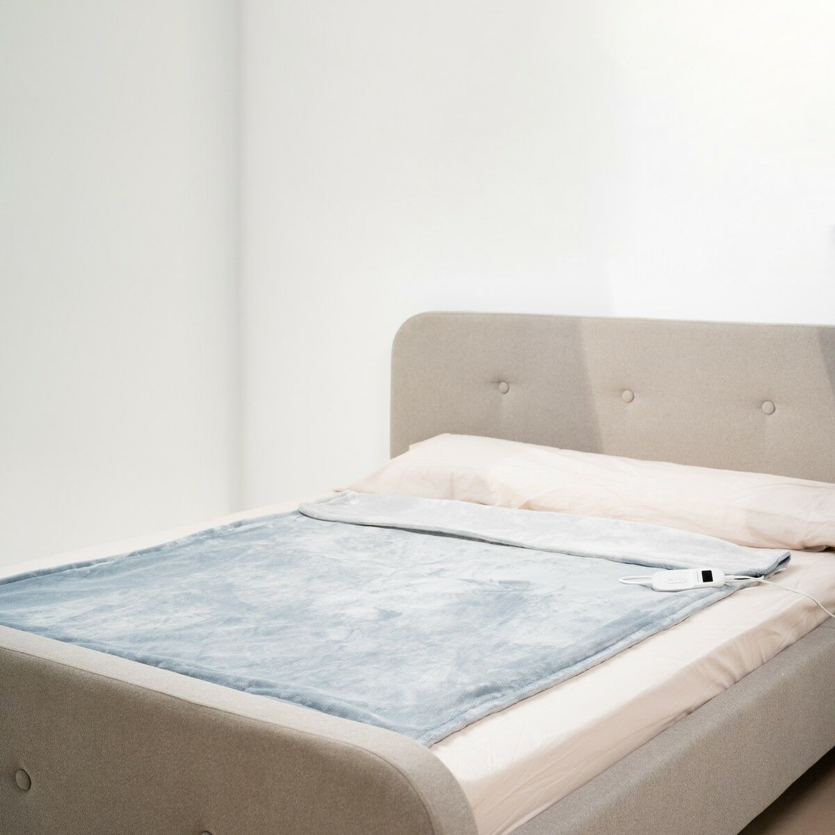 Elektrische Heizdecke Elakef von InnovaGoods in Grau, 120 x 160 cm, 160 W – Verpackung