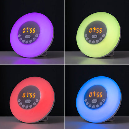 Aufladbarer Sonnenaufgangswecker Sunrilk von InnovaGoods mit Lautsprecher und RGB-Licht – Anwendungsansicht