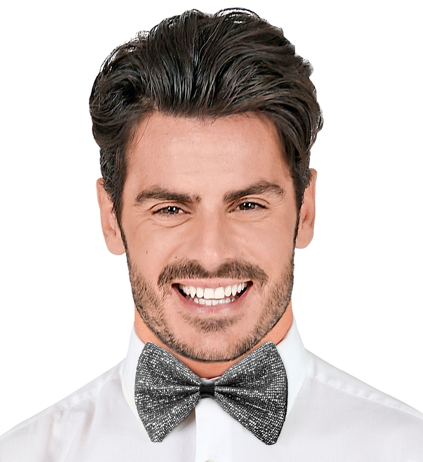 Silberne Fliege aus Metalllegierung, vorgebunden und verstellbar, glänzende Oberfläche.