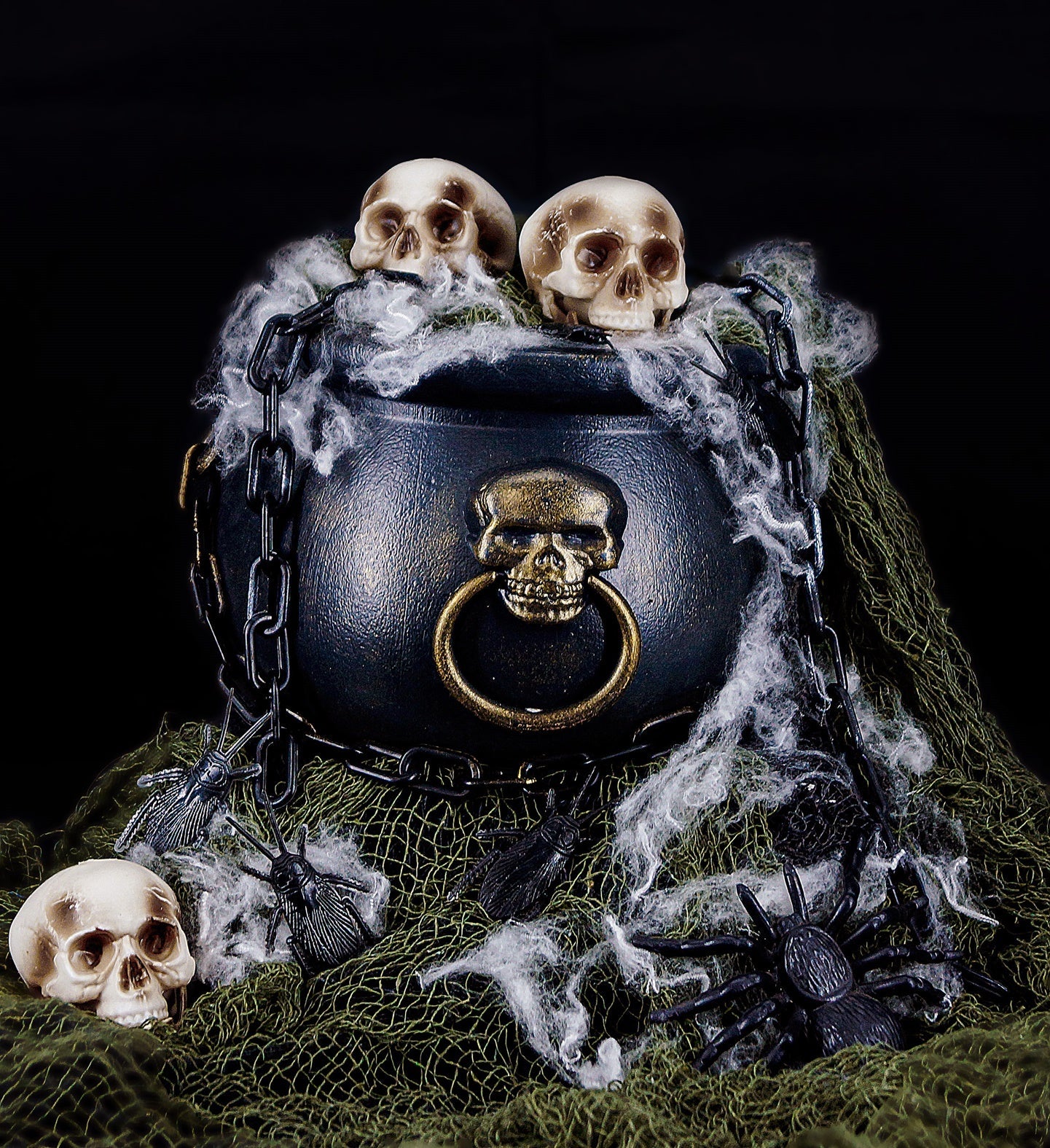 Widmann Halloween Dekorationsset – Kessel, Totenköpfe & Spinnennetz - Fasnacht24.ch