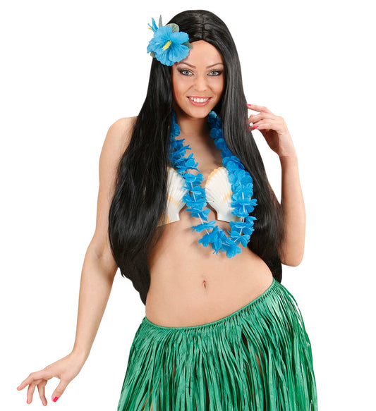 Hellblaue Blütenkette aus Stoff mit verstellbarem Band für sommerliche Outfits.