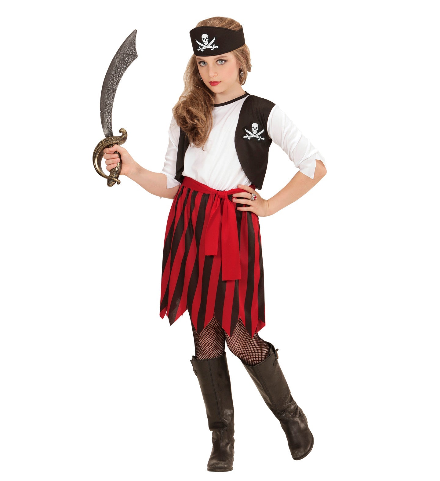 Mädchen in Piratenkostüm mit Kleid, Weste, Gürtel und Stirnband, haltend ein Schwert.