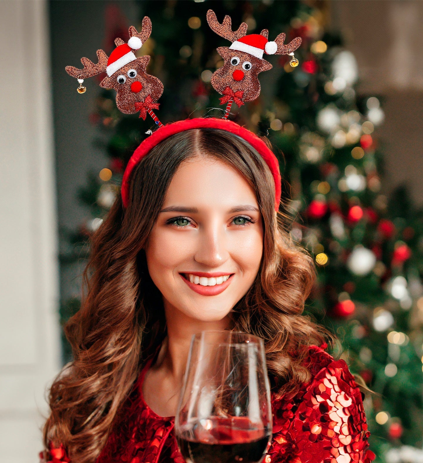 Brauner Filzhirschgeweih-Haarreif mit Glöckchen, ideal für festliche Anlässe.