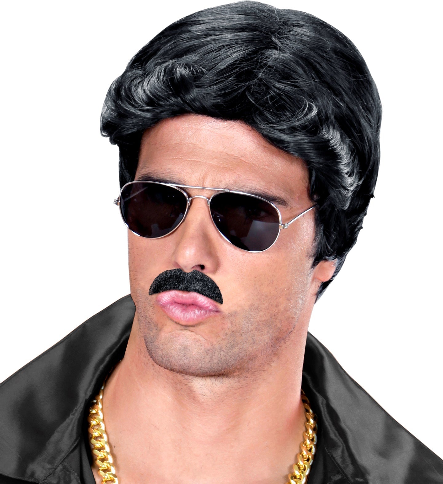 Selbstklebender schwarzer Schnurrbart für Kostüme auf einem Mann mit Brille und Anzug.