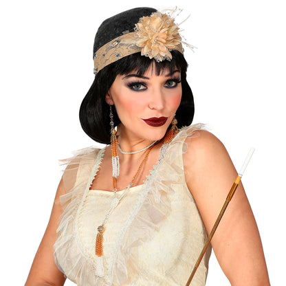 "ROARING 20s FLAPPER SET" (Kopfschmuck aus Spitze mit Blume, Paar Perlenohrringe, Perlenkette)