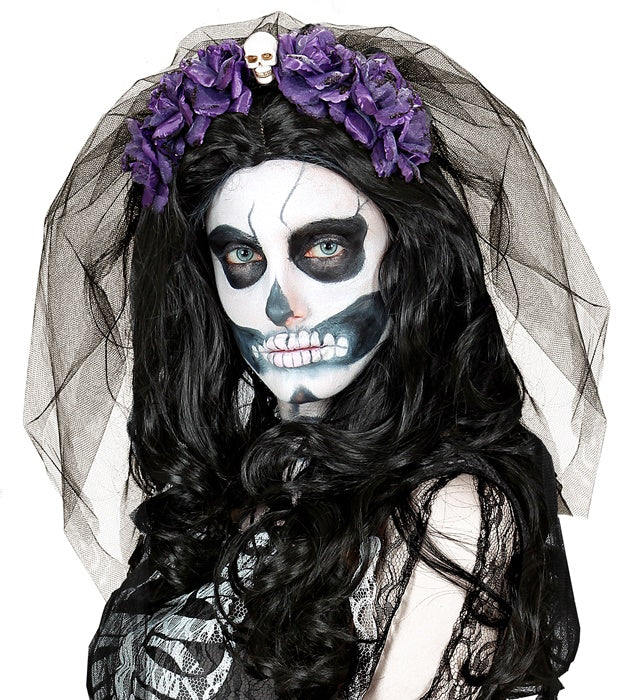 Widmann Haarreif mit sechs violetten Rosen, Totenkopf und Schleier – Rückansicht