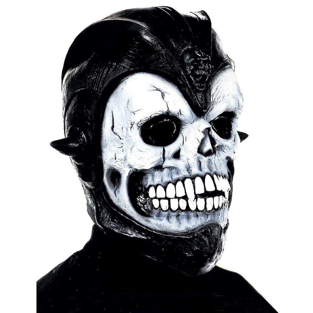 "MASKE SKULL FIGHTER" in 4 Modellen sort.