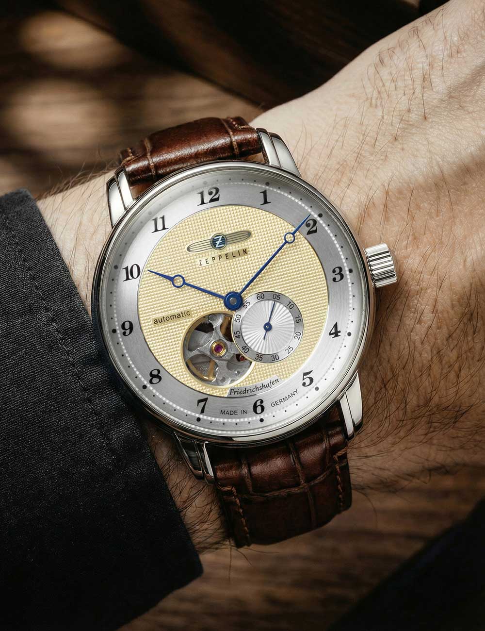 ZEPPELIN Herrenarmbanduhr Modell 85665